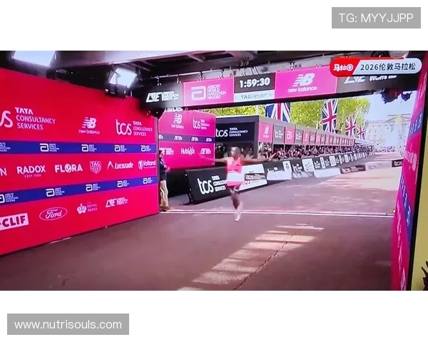 伦敦马拉松首战破2 克杰尔查惊艳登场